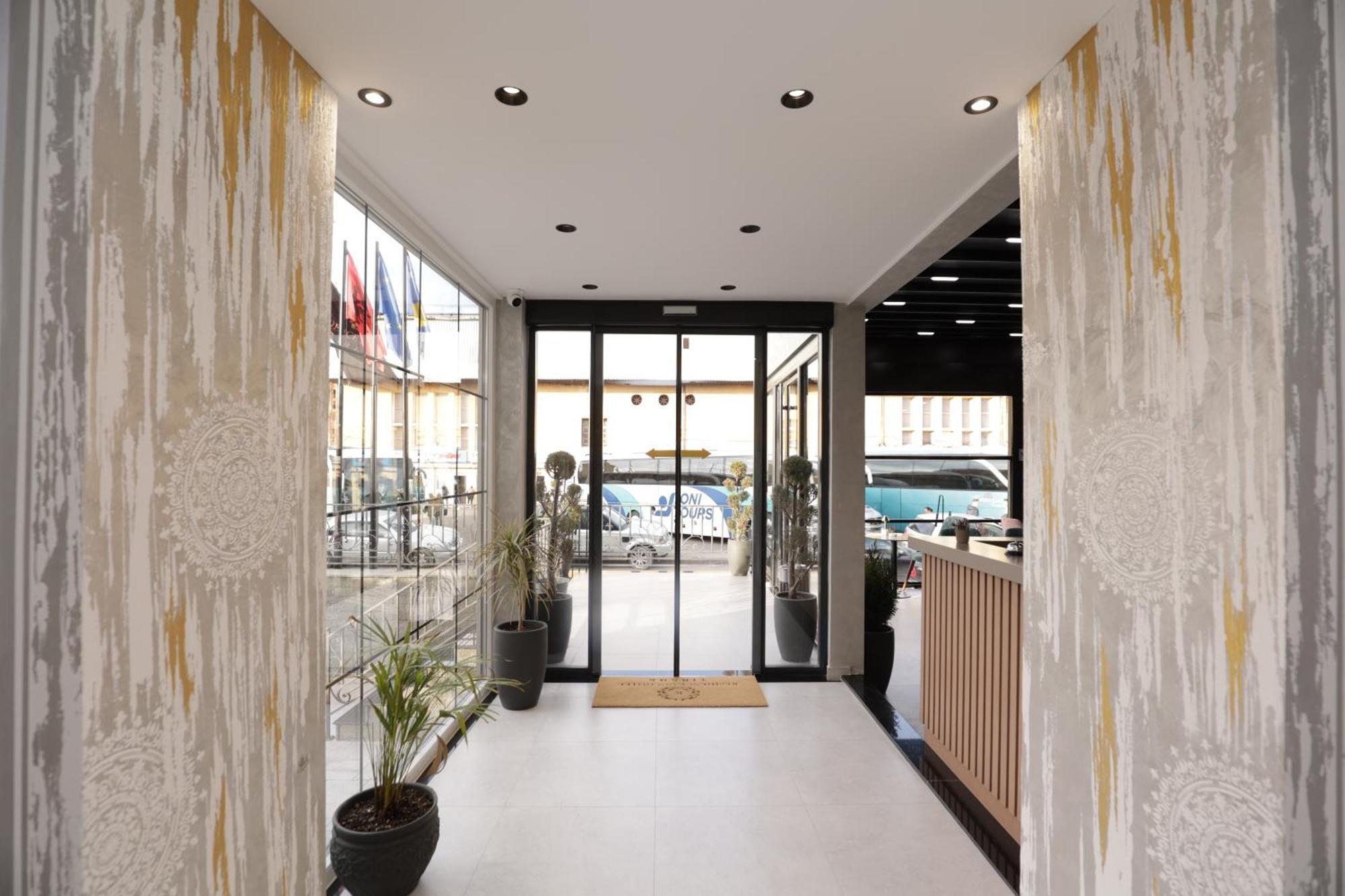 Residence Inn Hotel Tirana Exterior foto
